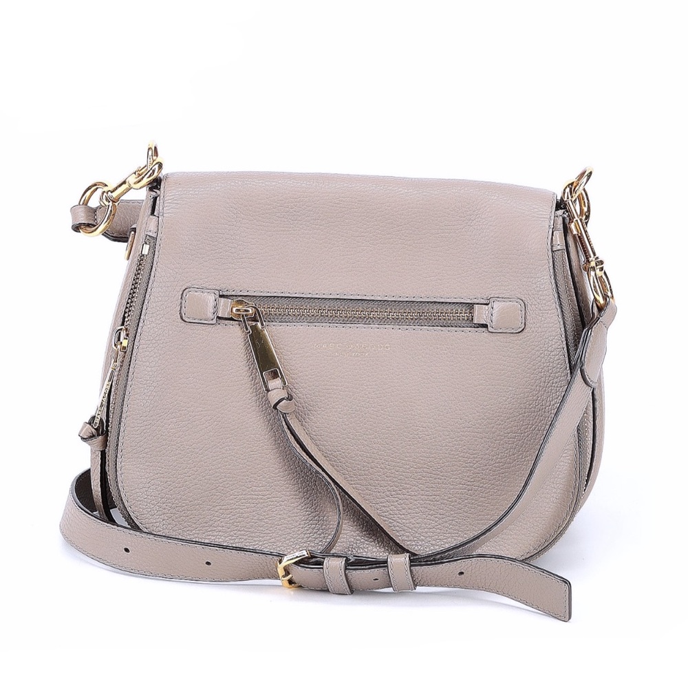 💫 Marc Jacobs Crossbody Leather Taupe and Gold Detail Zipper Purse Like New!